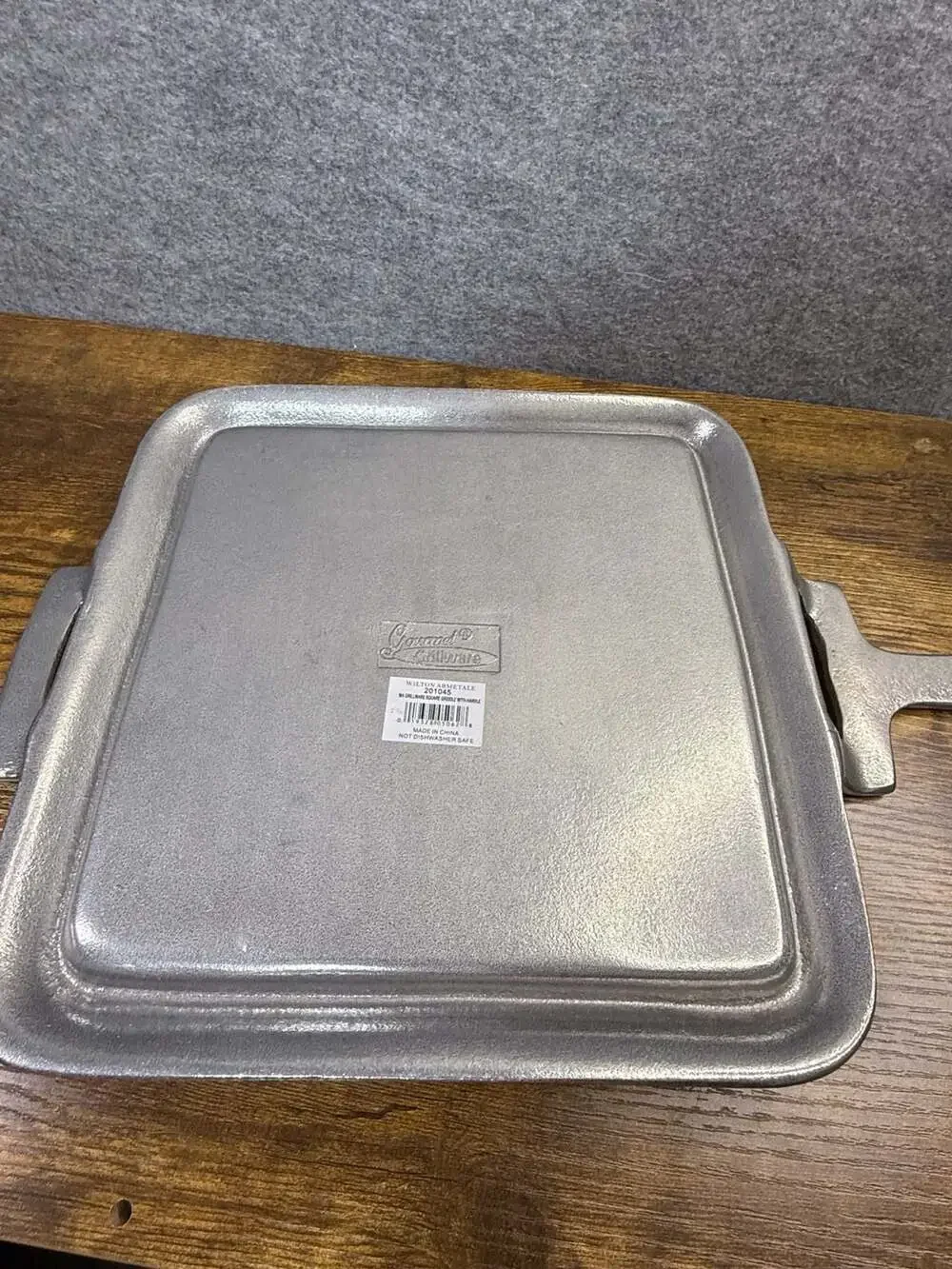 Wilton Armetale Gourmet Grillware Square Griddle with Handle